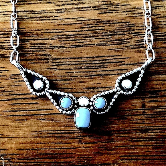 $77  Running Bear Navajo Estate Necklace  Marked R.B. STERLING - Picture 4 of 6